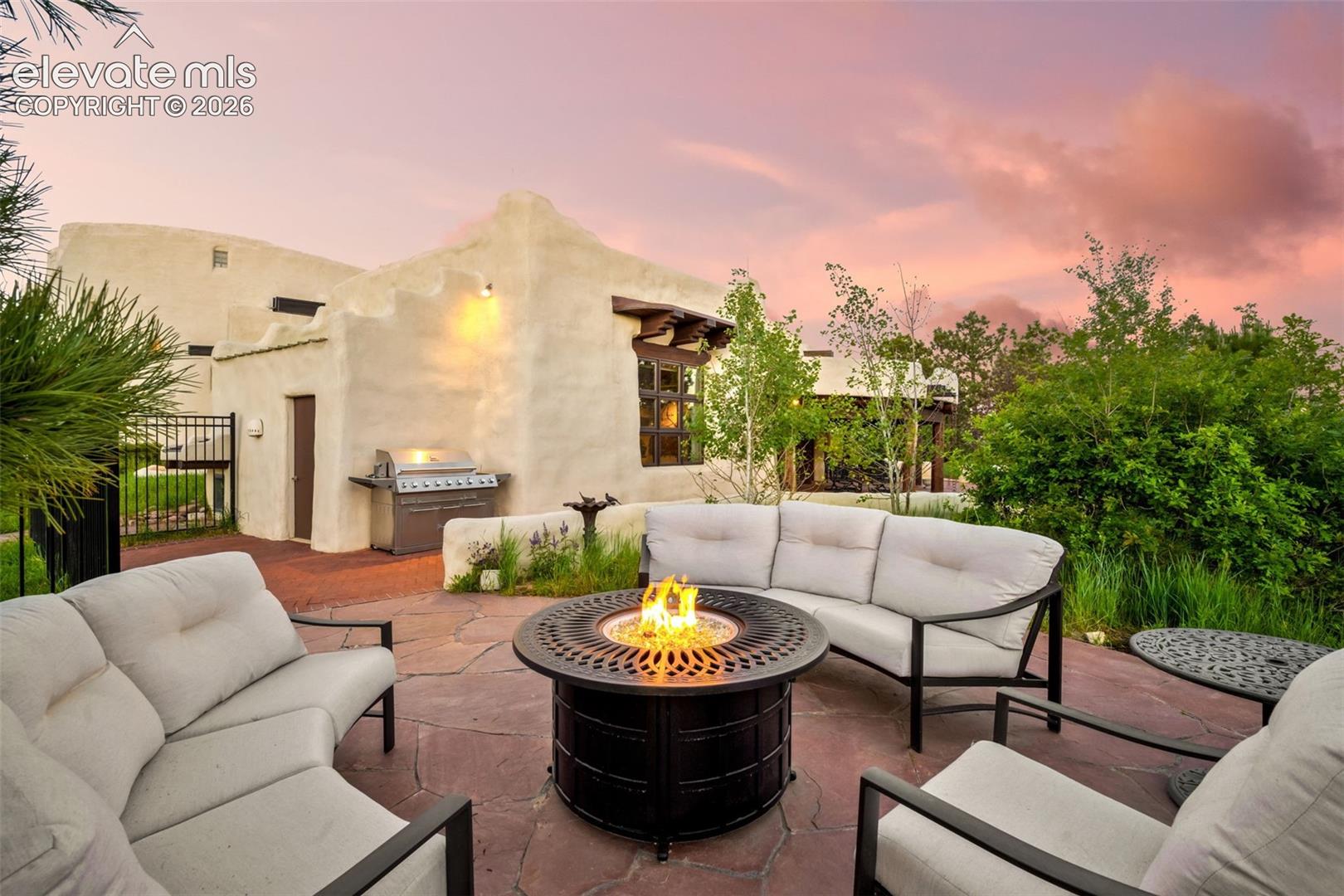 Firepit Patio Area with Mountain Views
