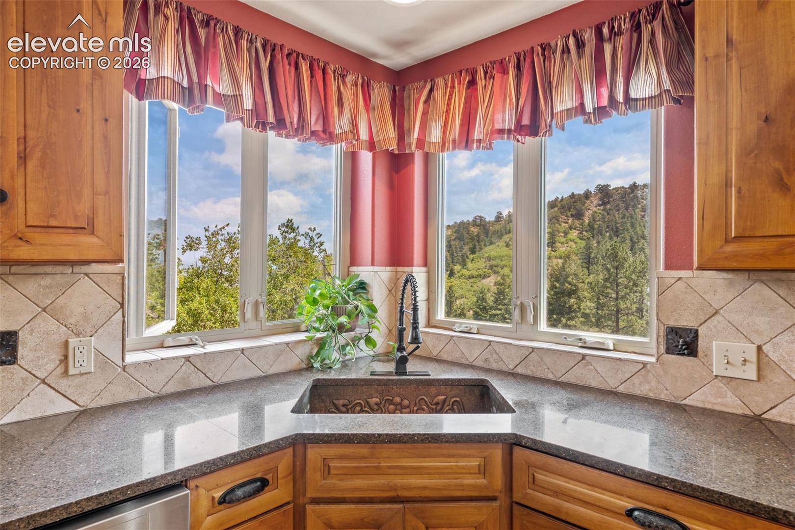 Photo 15 of 812 Crystal Park Road, Manitou Springs