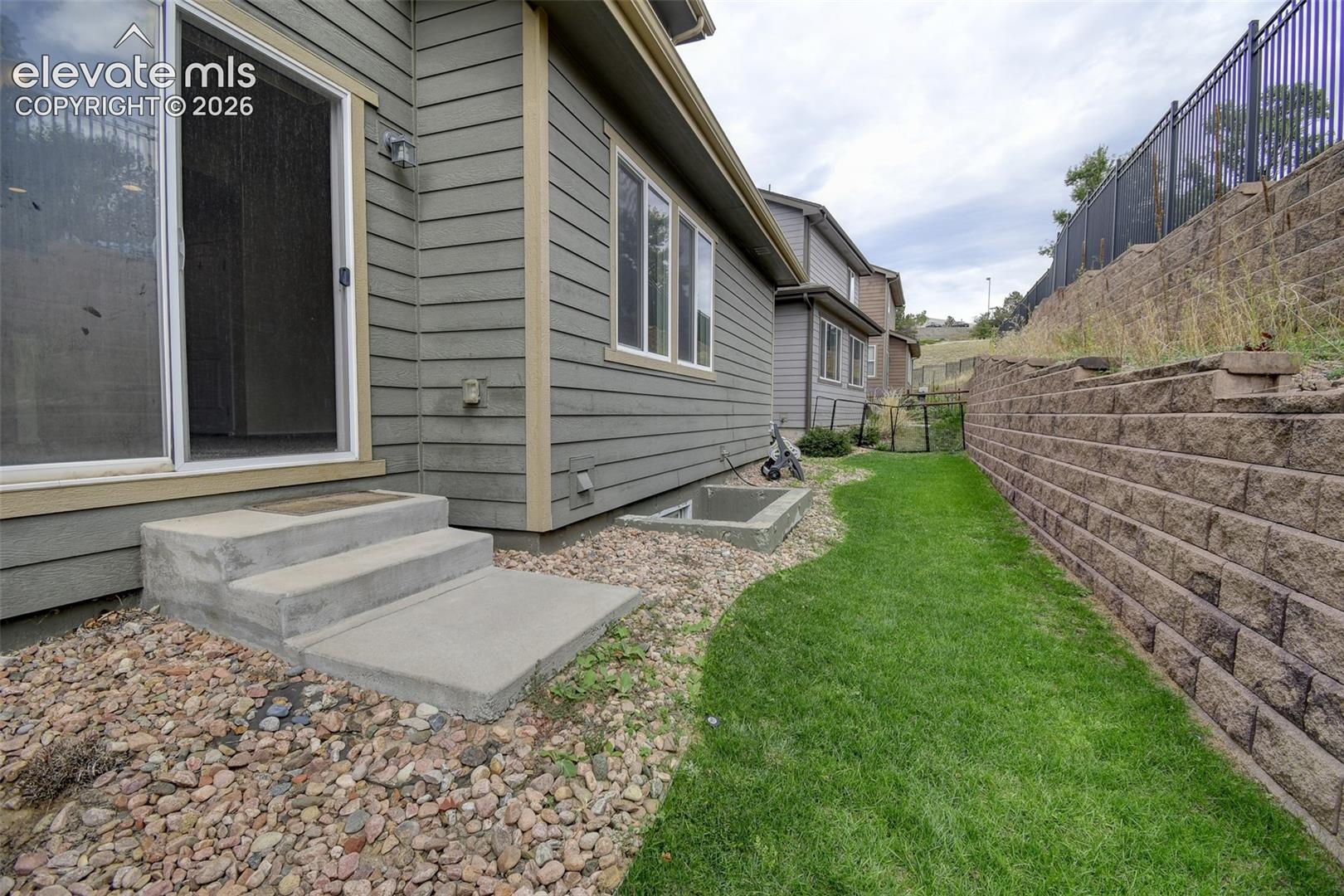 Low Maintenance Back Yard 
