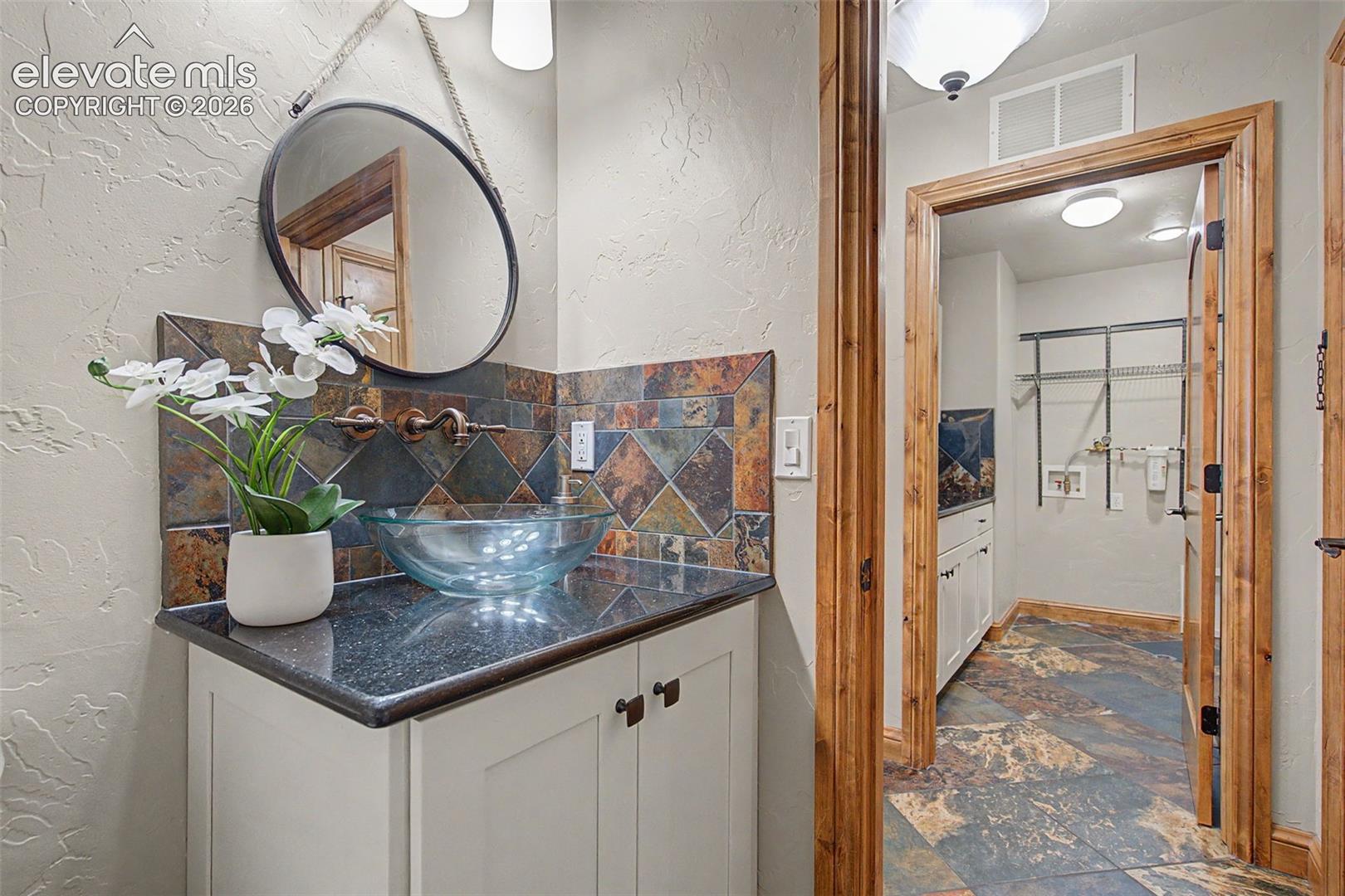 Photo 19 of 1077 Crystal Basin Drive, Colorado Springs