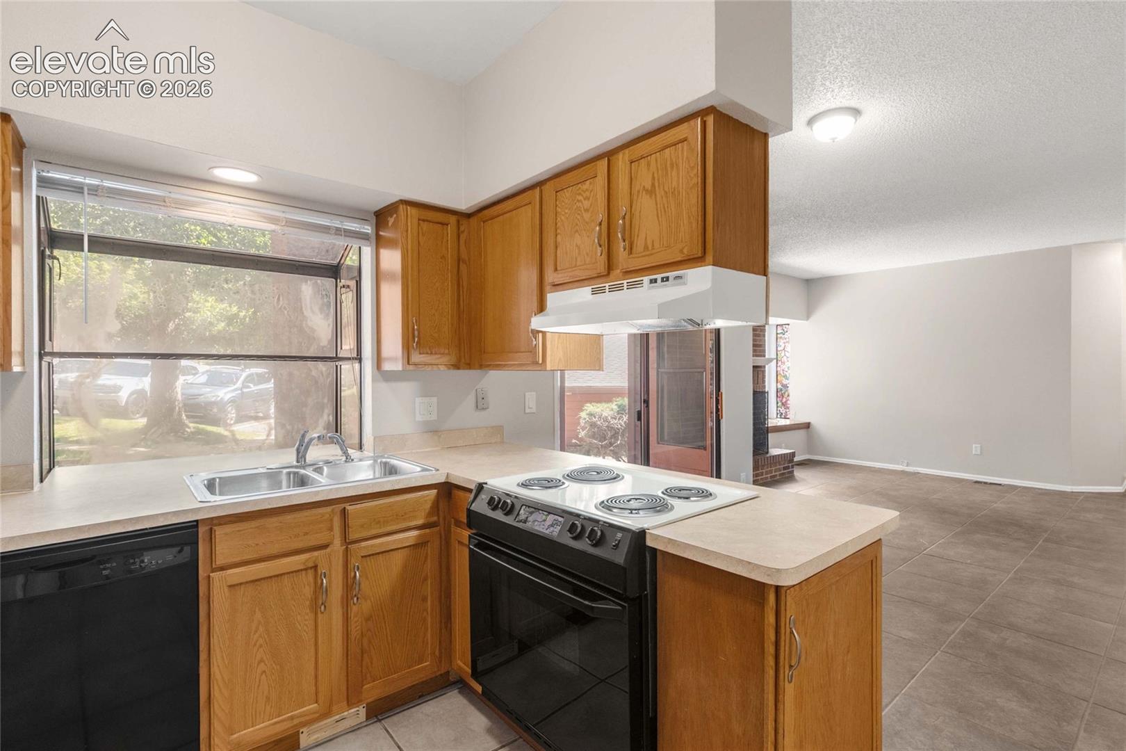 Photo 18 of 4739 Daybreak Circle, Colorado Springs