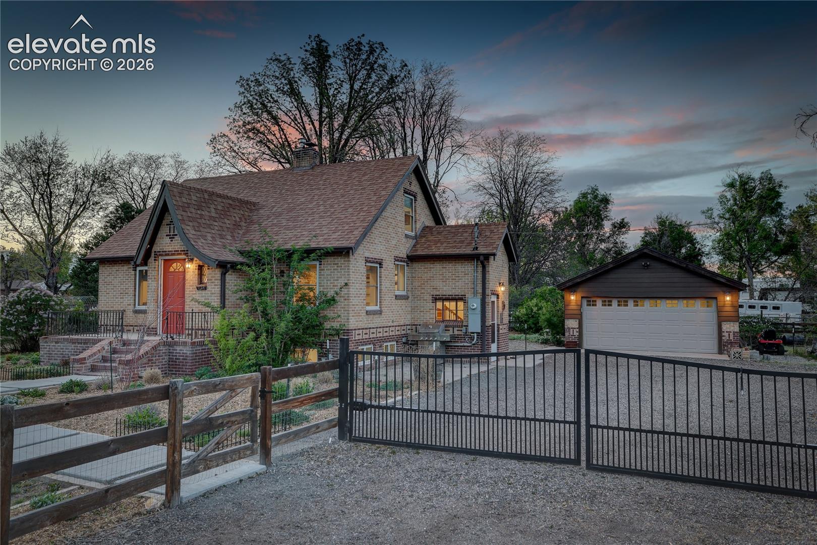 6907 W 12th Ave, Lakewood, CO 80214