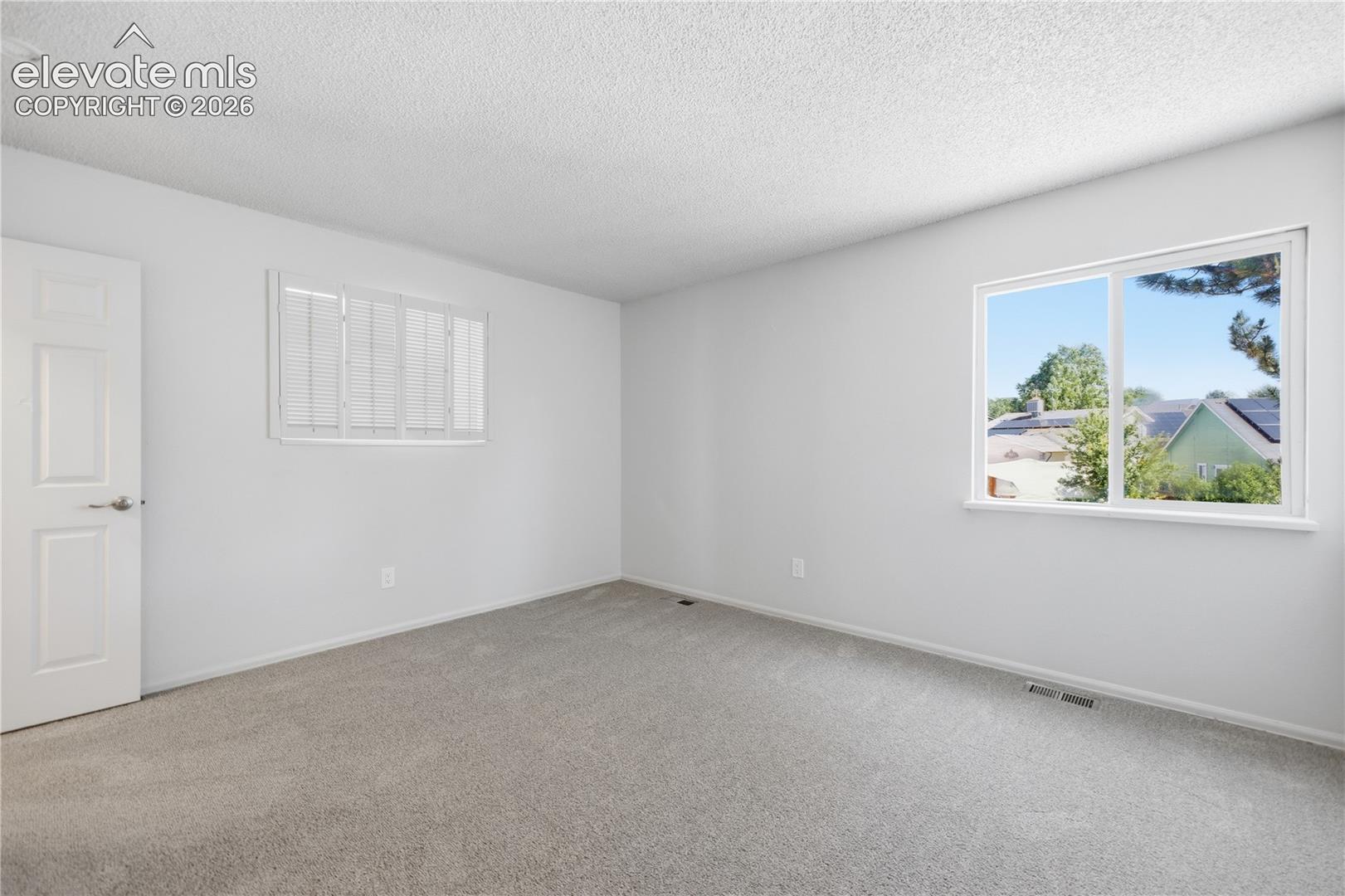 Photo 12 of 4571 Sunnyhill Drive, Colorado Springs