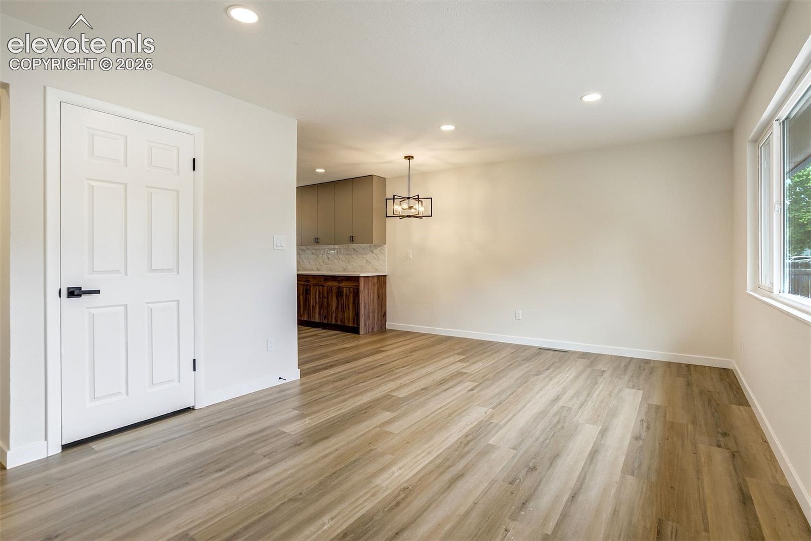 Photo 7 of 806 Querida Drive, Colorado Springs