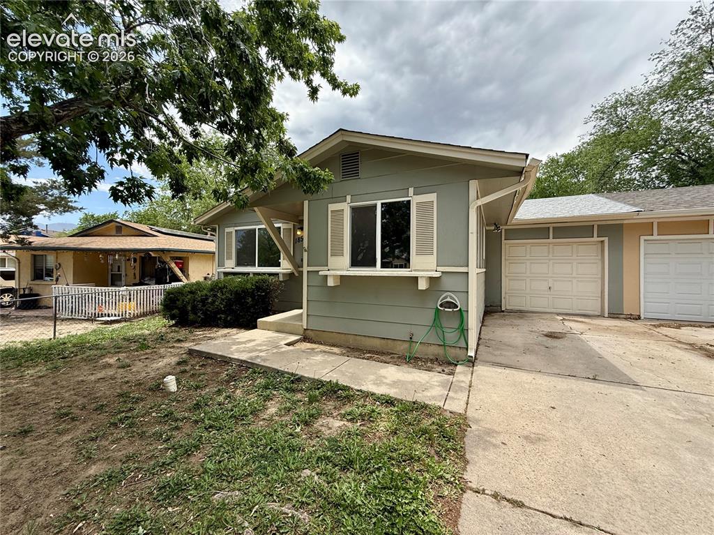 1854 Saratoga Dr, Colorado Springs, CO 80910