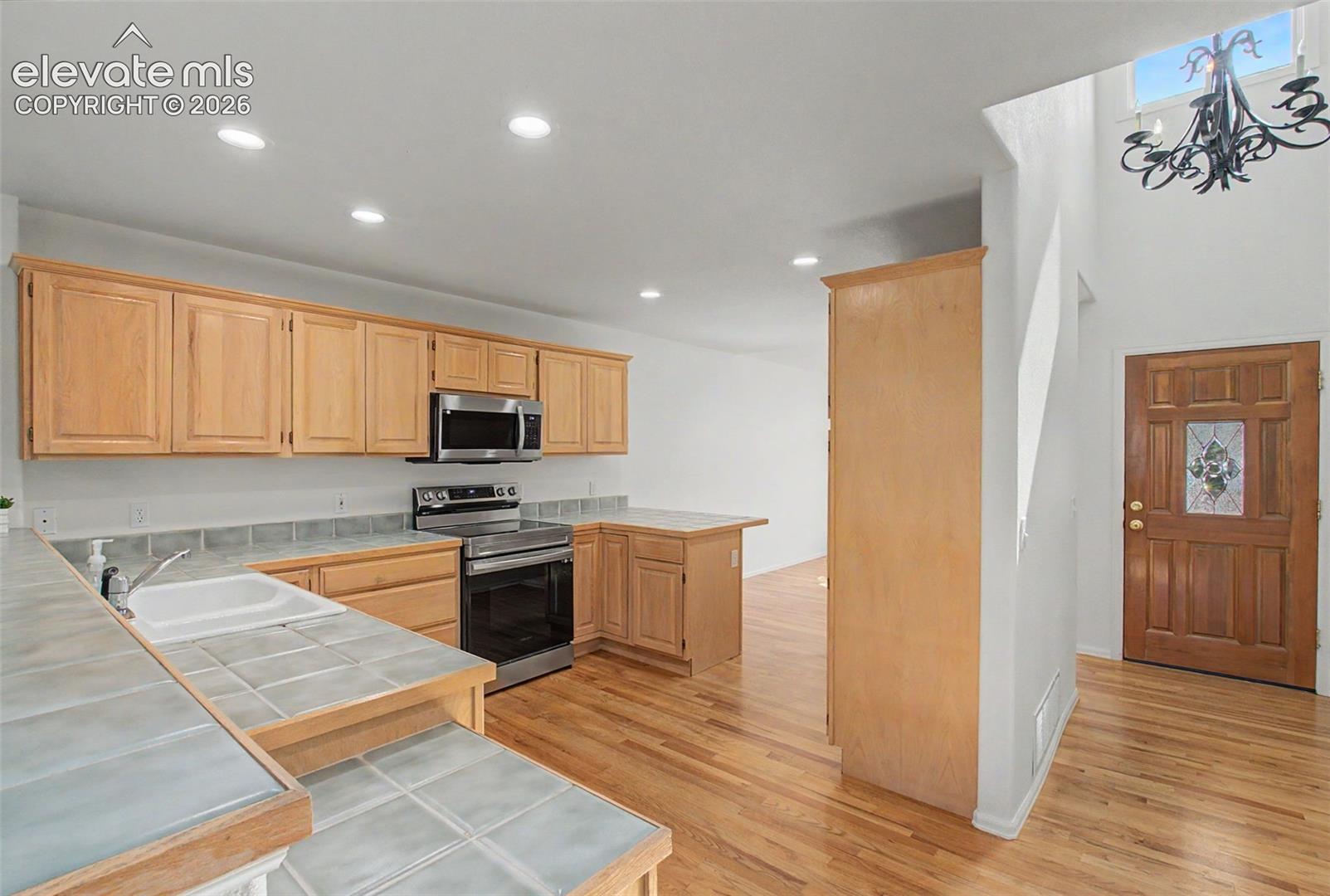 Photo 10 of 84 Luxury Lane, Colorado Springs