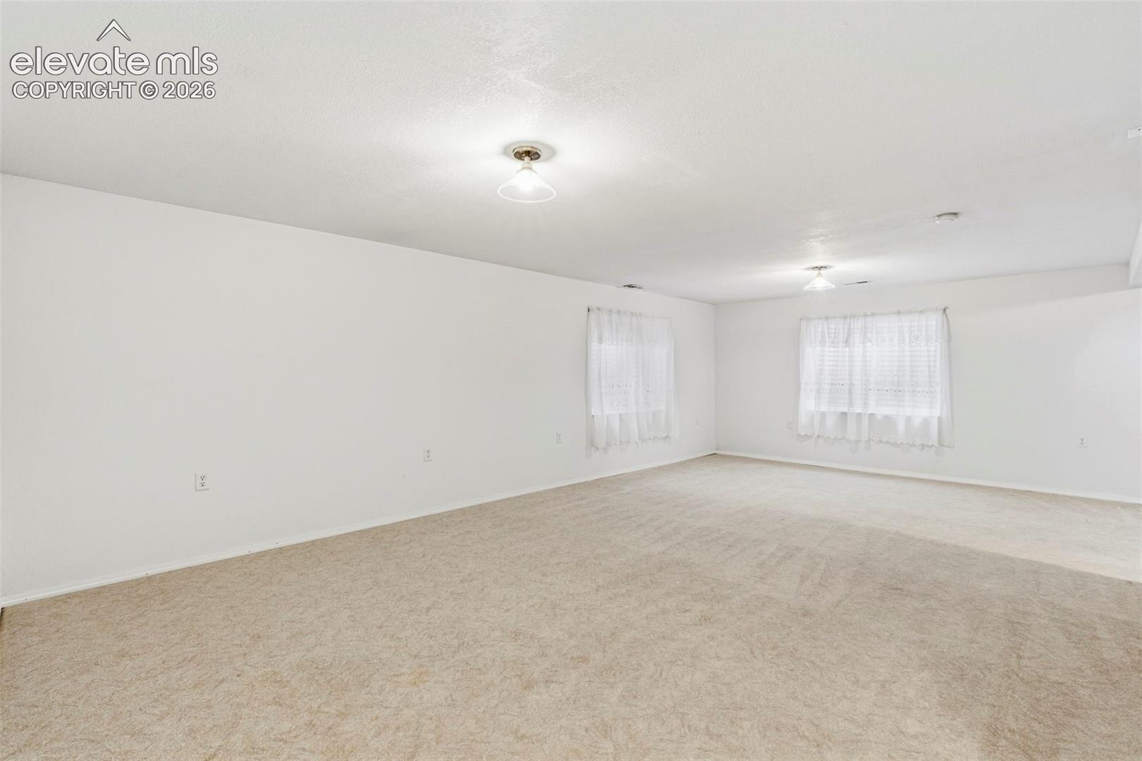 Spacious Family/Rec Room in the basement