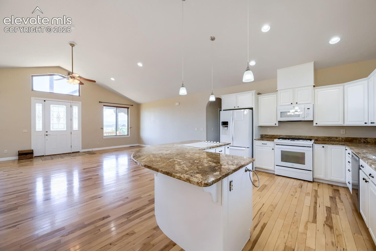 The kitchen features both a gas and electric stove! 