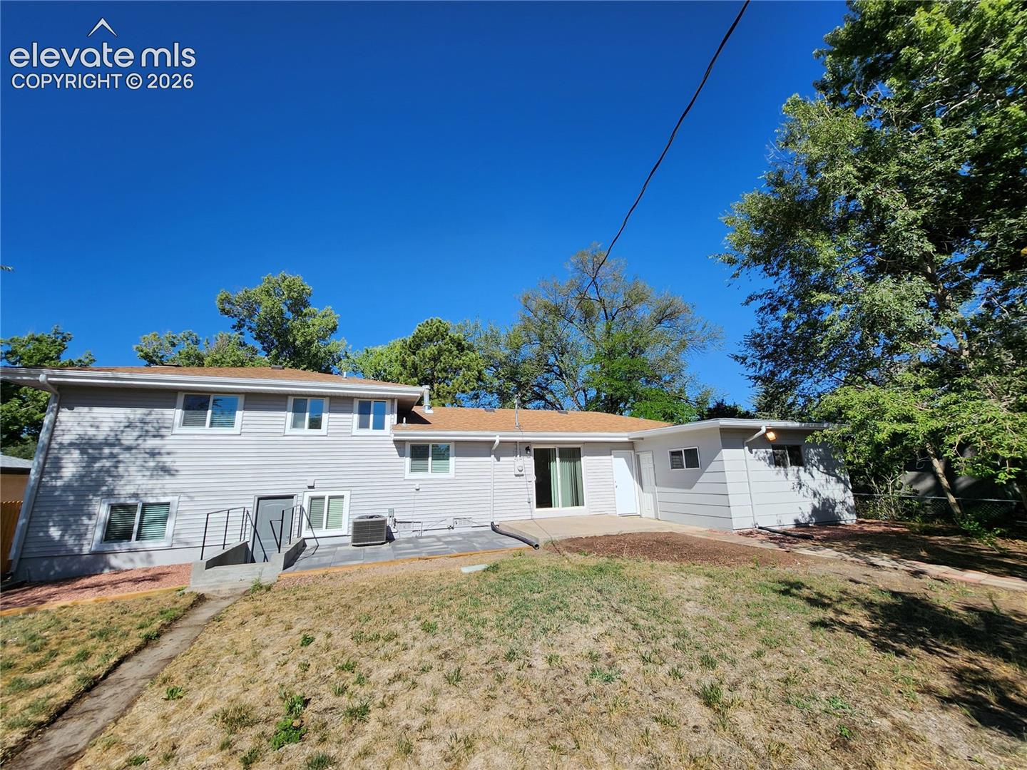 Photo 9 of 1935 Berkshire Lane, Colorado Springs