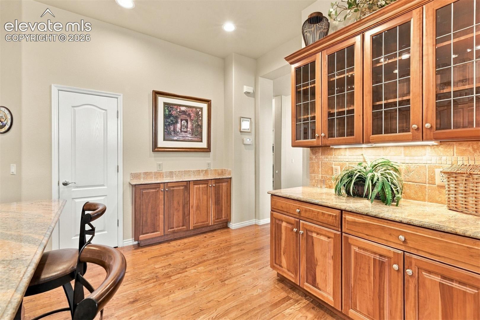 Photo 11 of 1952 London Carriage Grove, Colorado Springs