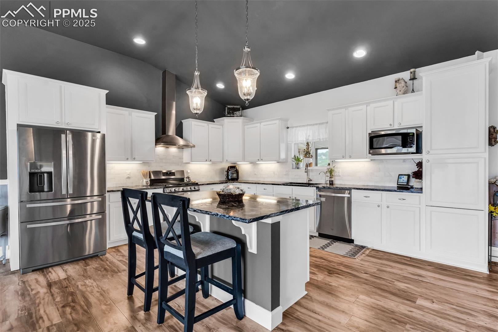 Photo 9 of 10380 Coyote Lane, Rye