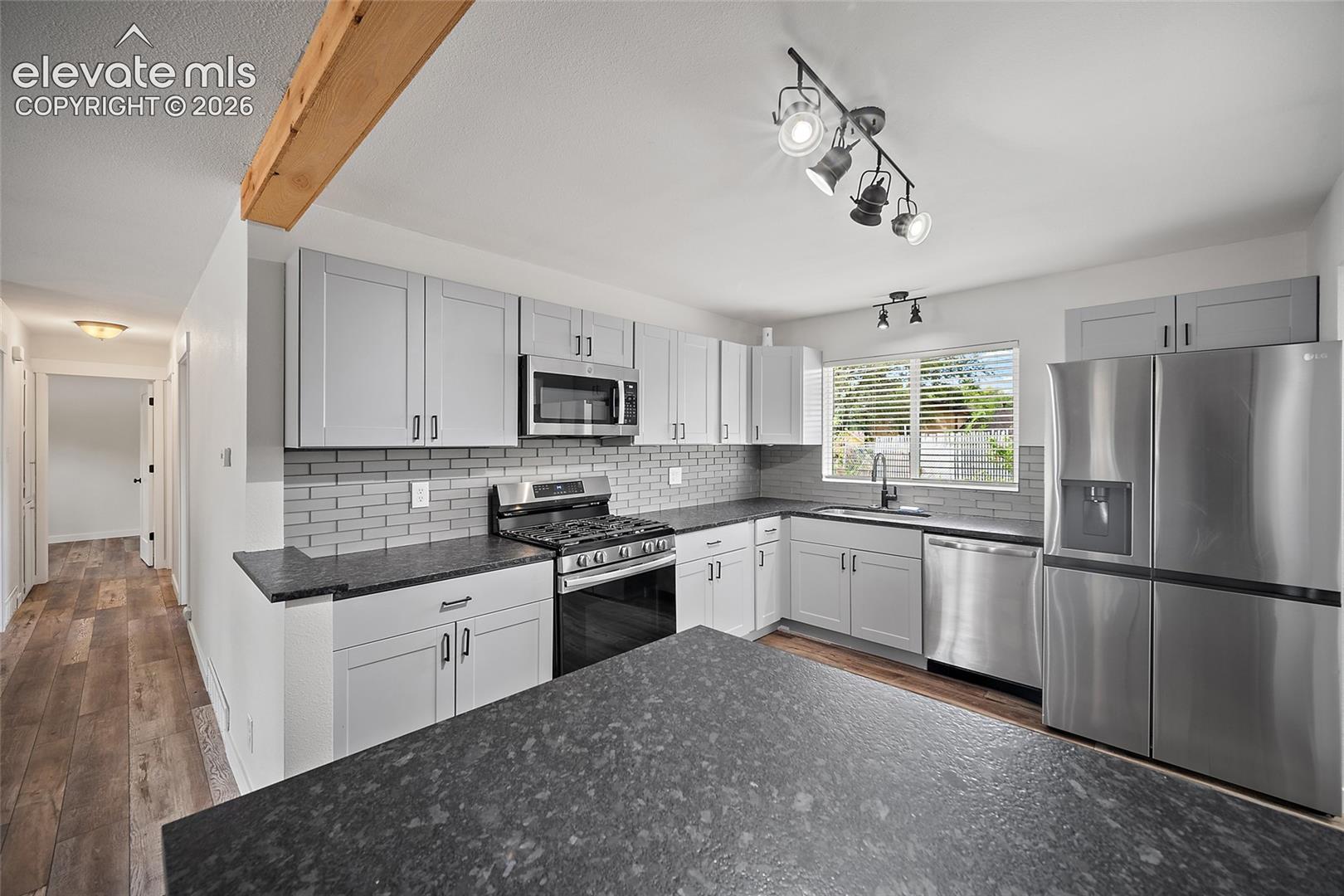 Photo 13 of 524 Acoma Drive, Colorado Springs