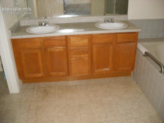 Photo 6 of 1563 W Costilla Street, Colorado Springs