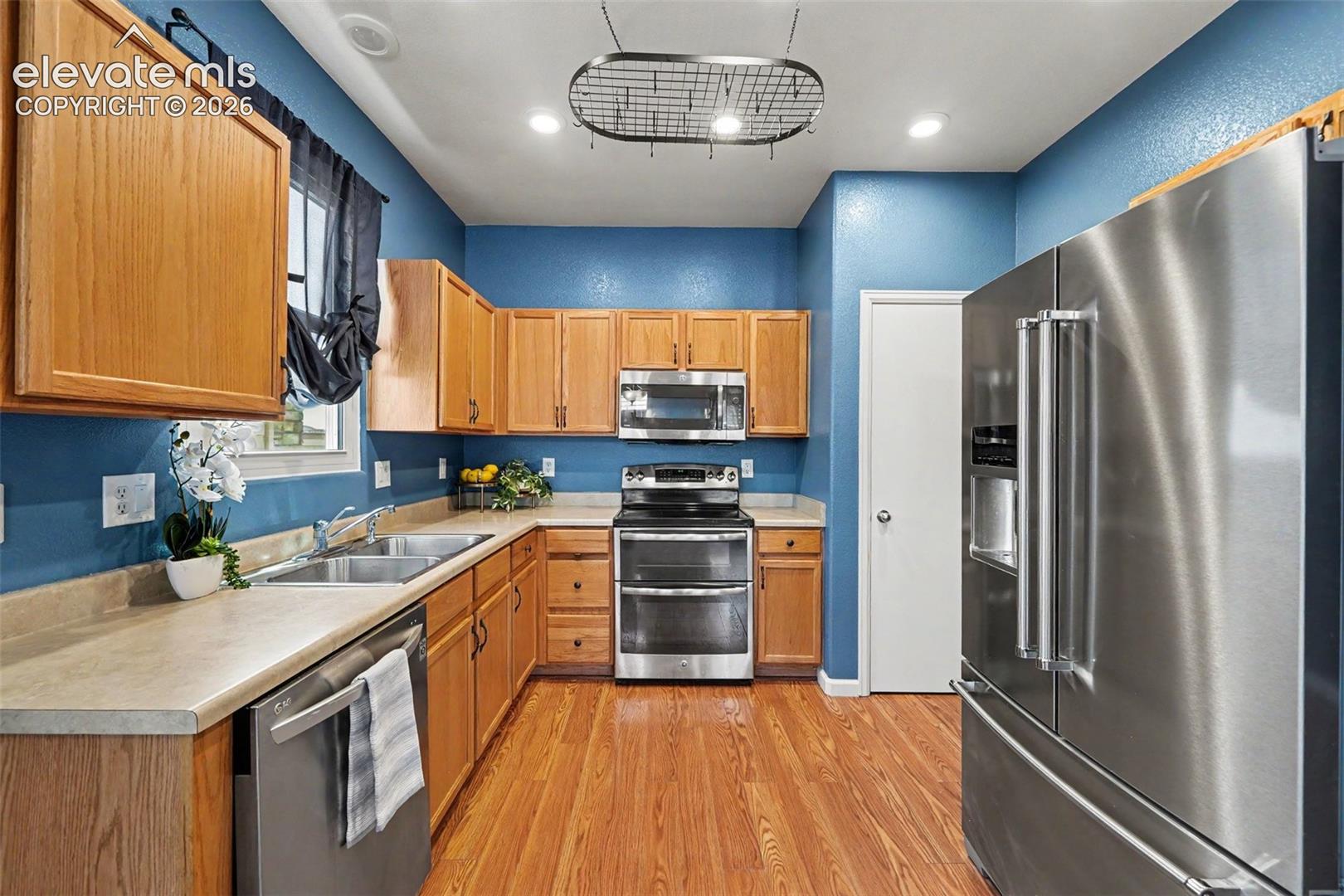 Photo 8 of 11938 Rodez Grove, Peyton