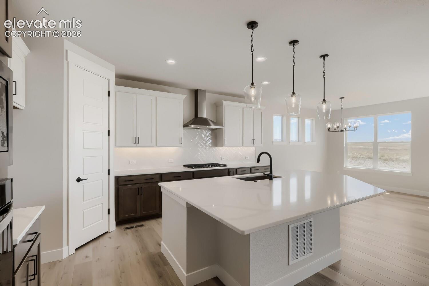 Photo 7 of 8135 Pennydale Drive, Colorado Springs