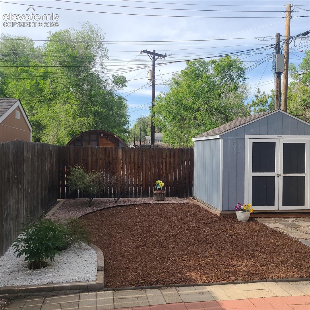 416 Columbia St, Colorado Springs, CO 80907