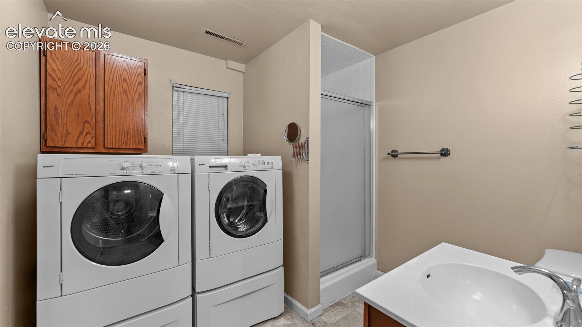 Laundry in the 3/4th bath on the lower level. 