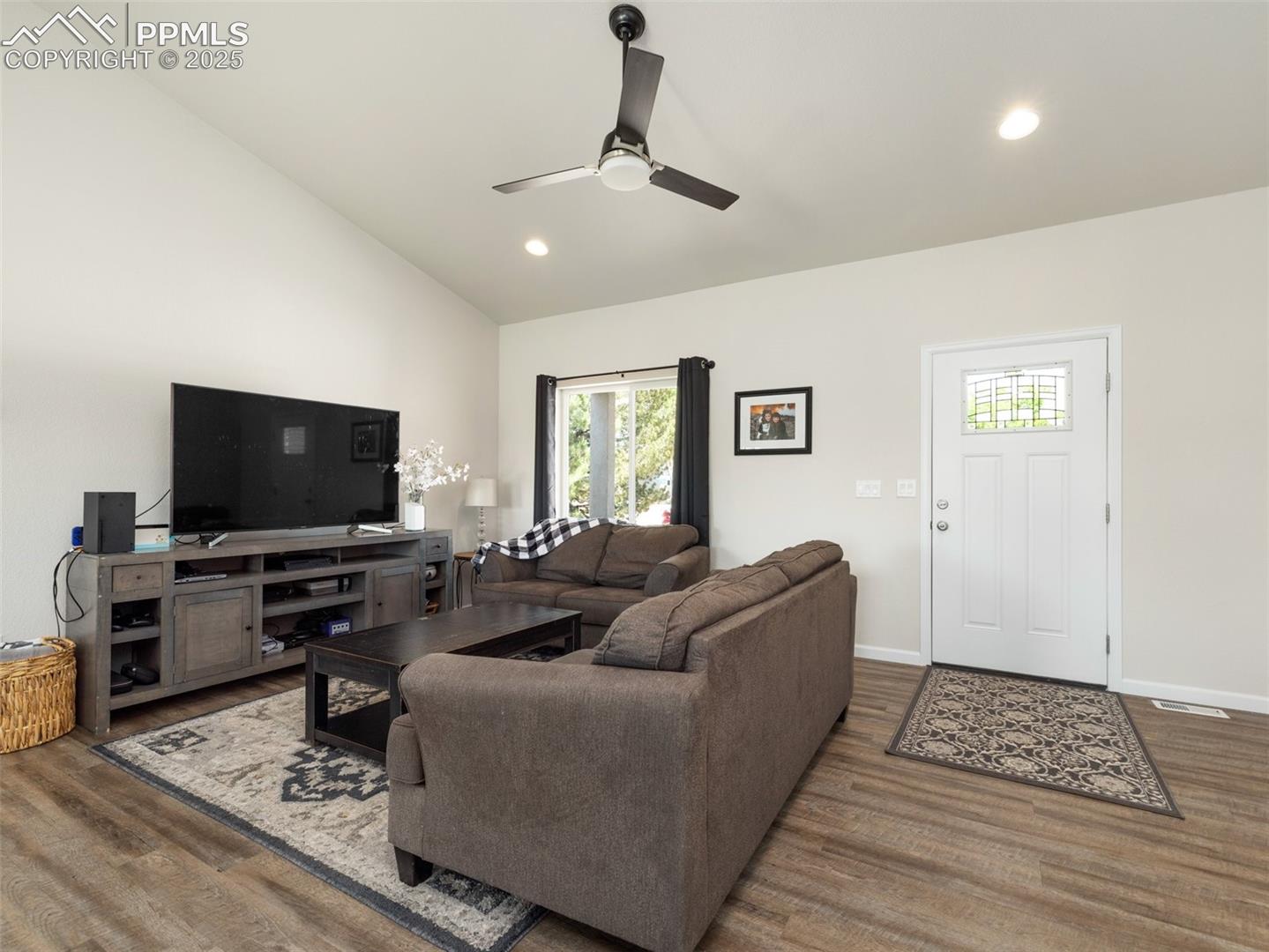 450 W Venturi Dr, Pueblo West, CO 81007