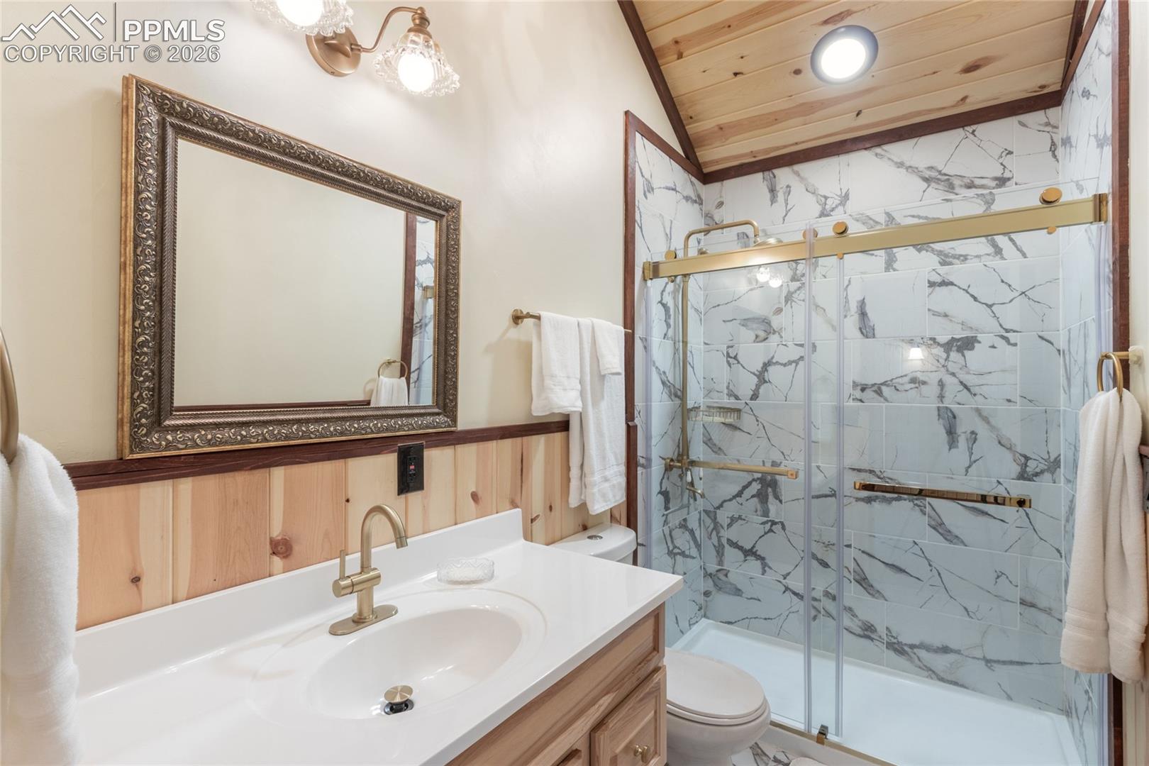 Upstairs bathroom