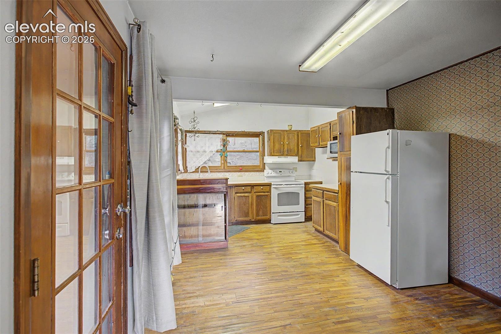 Photo 10 of 9735 Mountain Road, Cascade