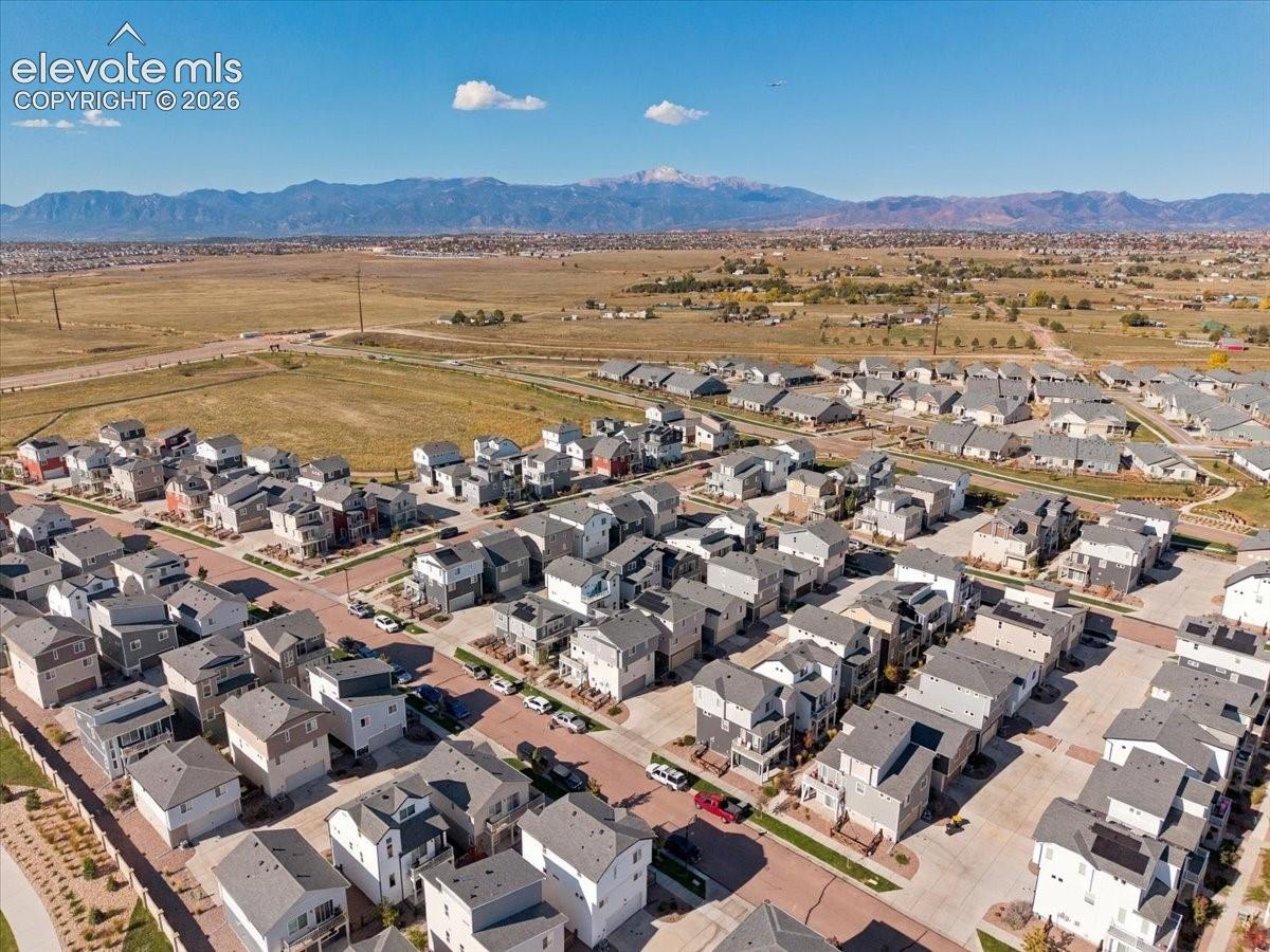 This great community is amenity-rich, with pocket parks, miles of trails and a fitness center at the Ranch House. 