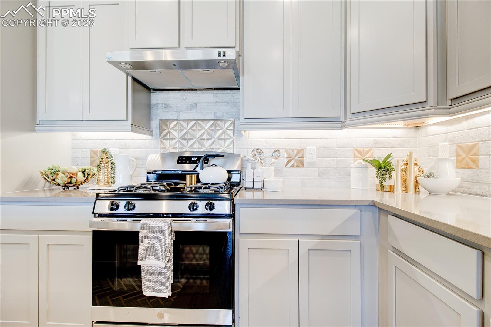 Photo 8 of 3963 Cordifolia Drive, Colorado Springs