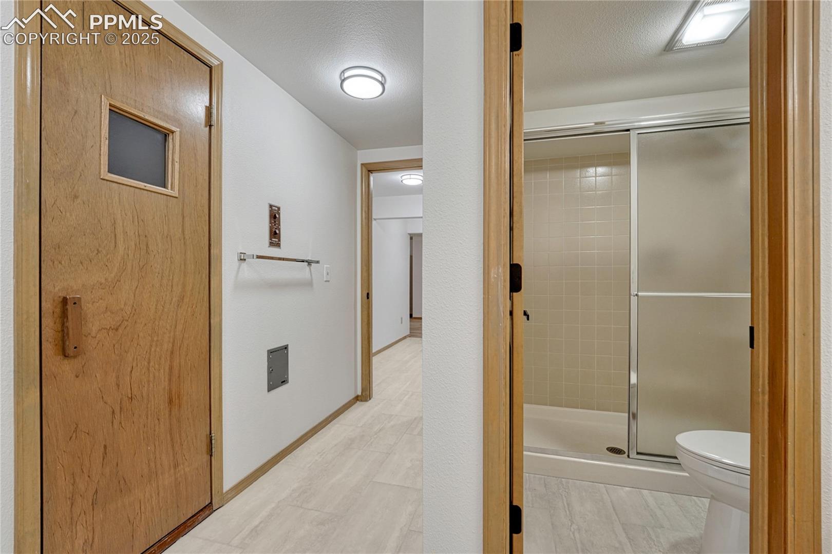 Guest or Adjoining Bath with Sauna