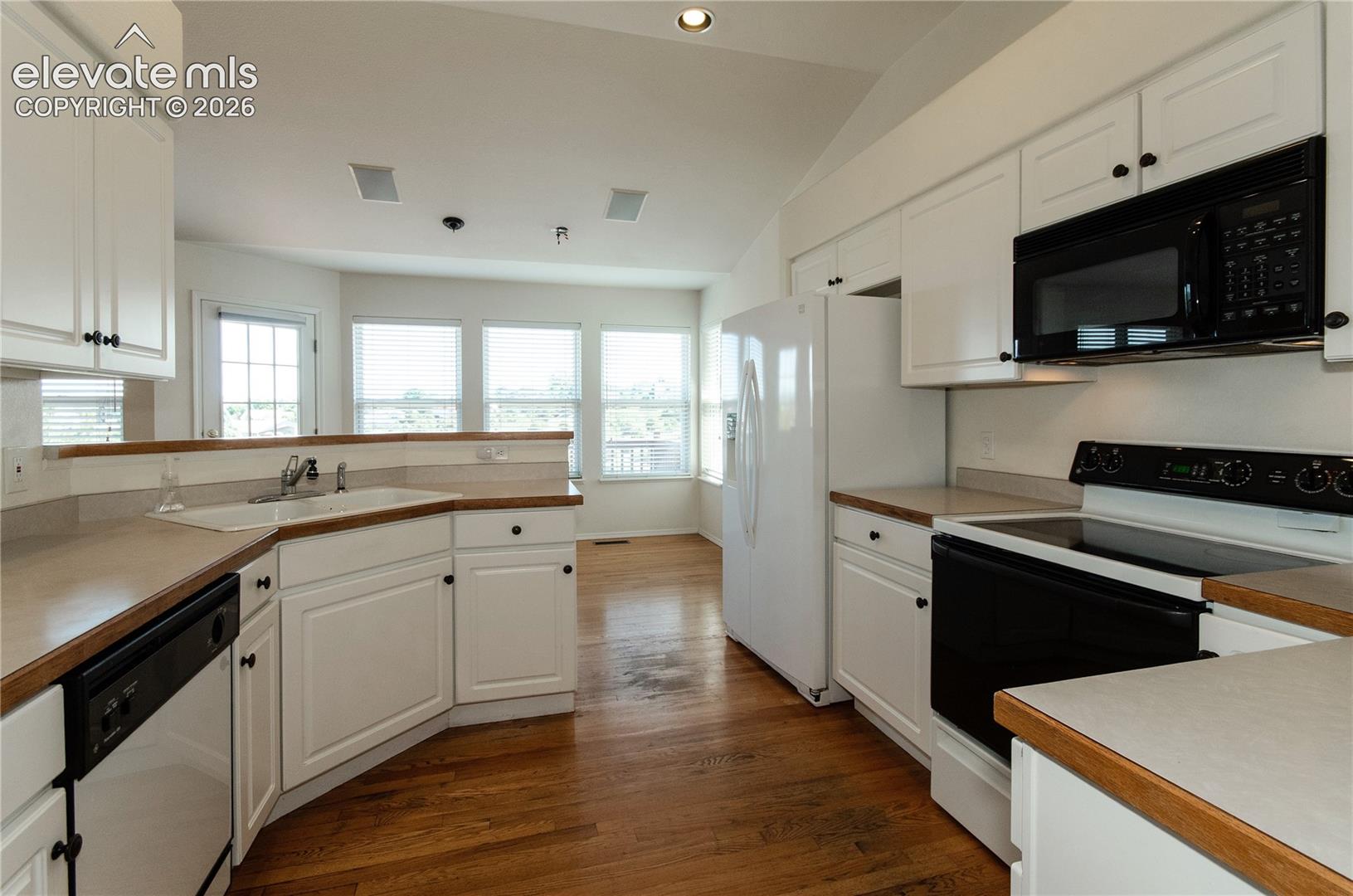 Photo 14 of 6151 Treeledge Drive, Colorado Springs