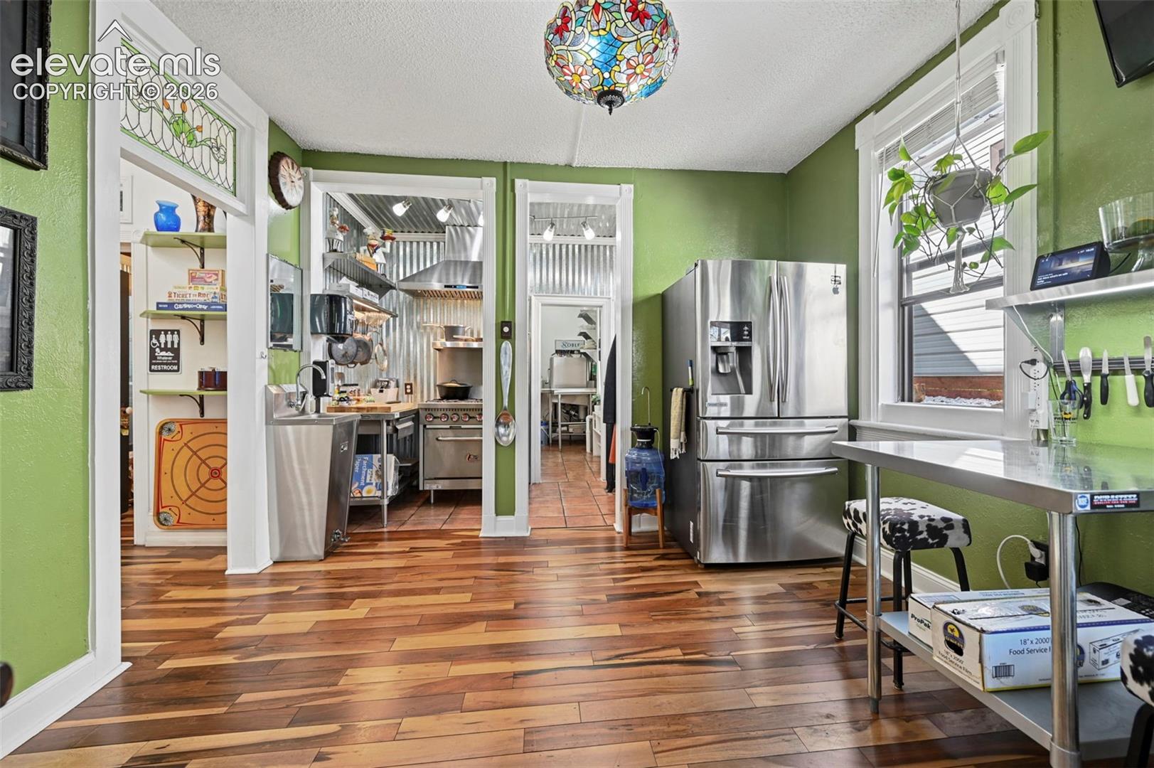 Large Kitchen