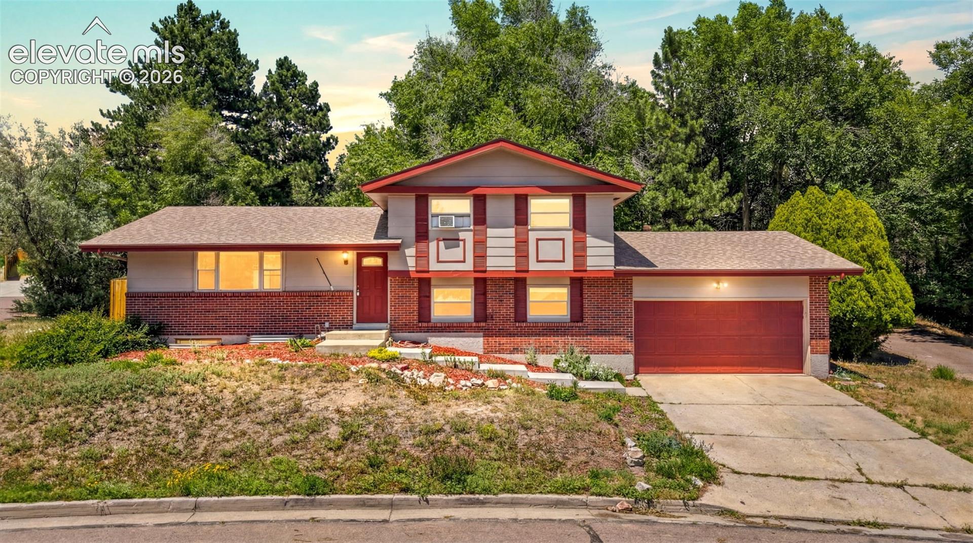 2724 Penacho Cir, Colorado Springs, CO 80917