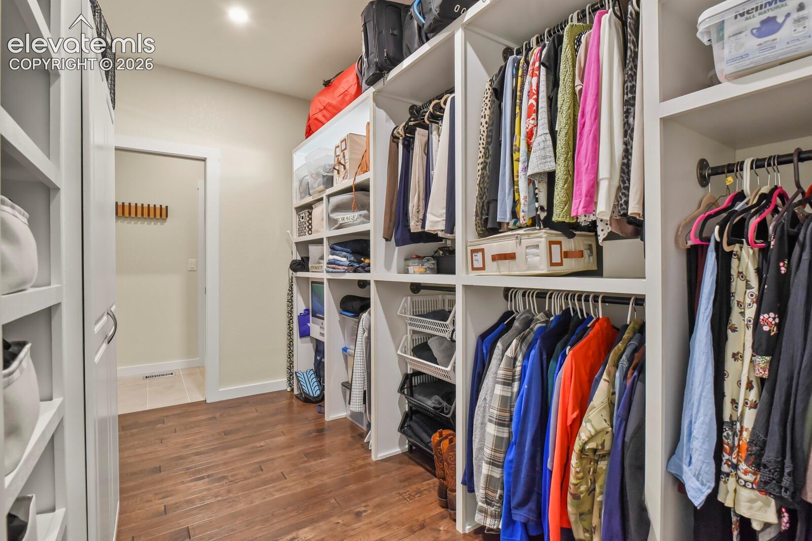 Closet pass through to Laundry Room