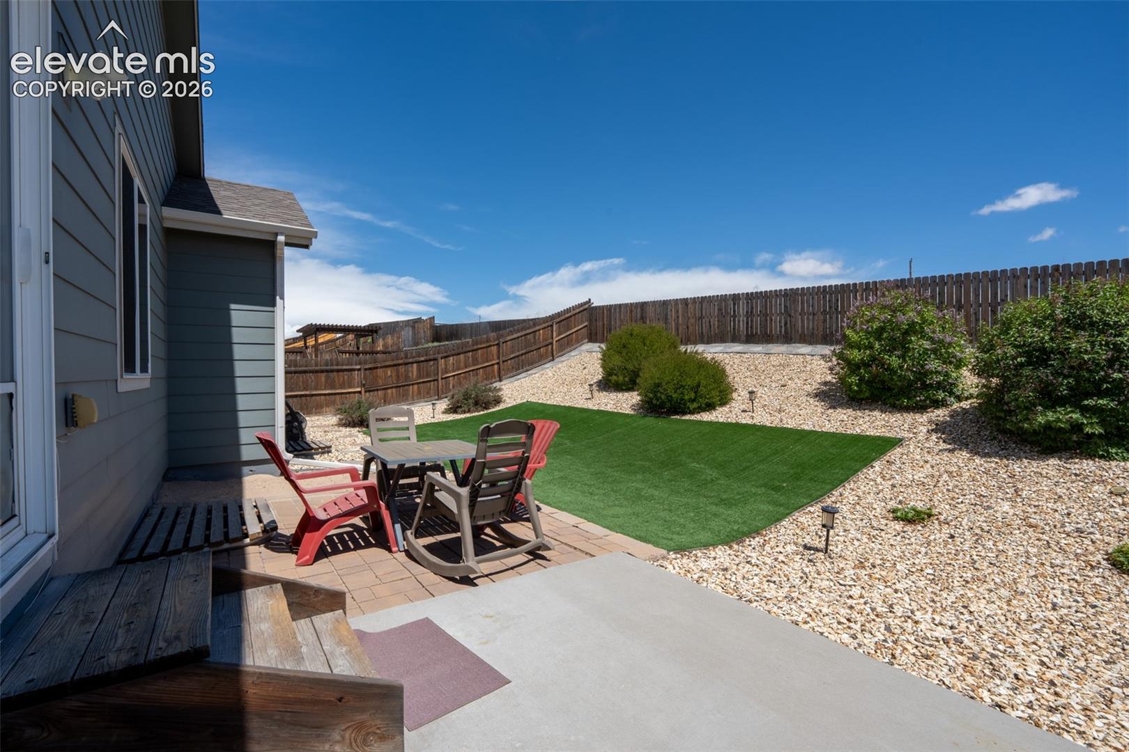 Patio/out door