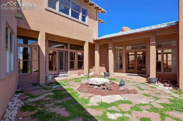 6273 Torrey Pines Drive