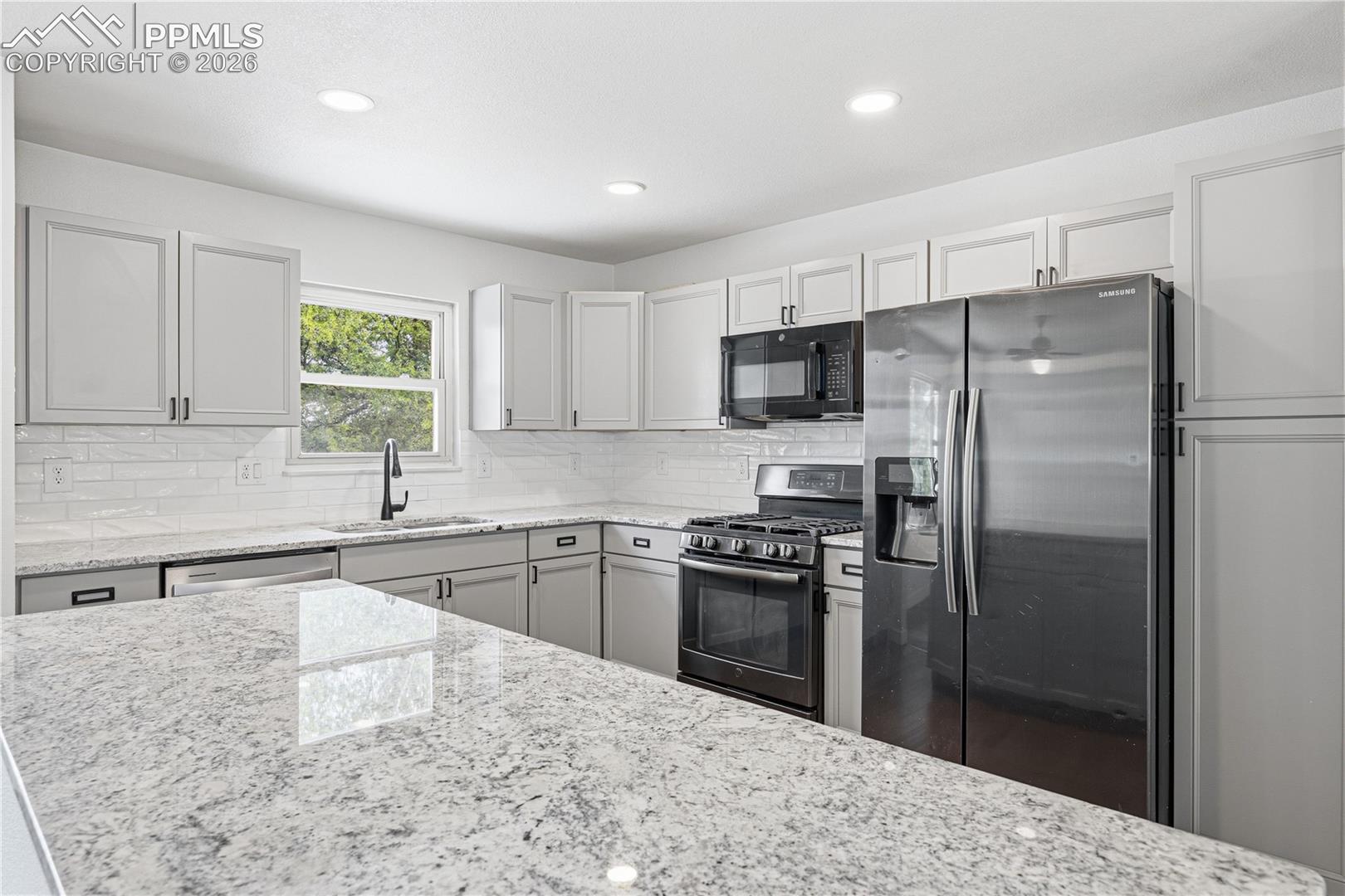 7165 Stowe Cir, Fountain, CO 80817