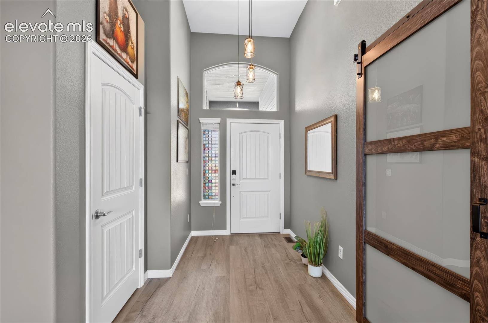 Photo 8 of 10646 Abrams Drive, Colorado Springs