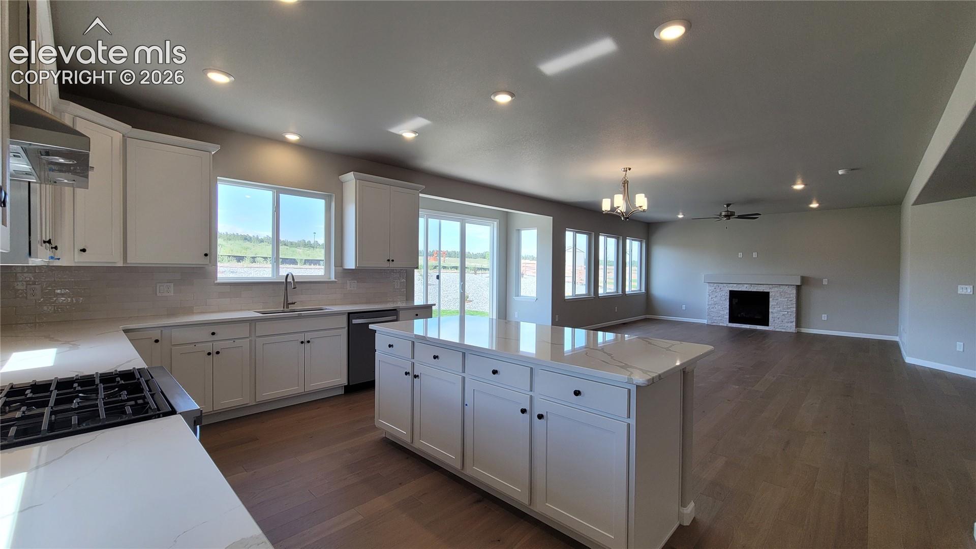Photo 8 of 10651 Wolf Lake Drive, Colorado Springs