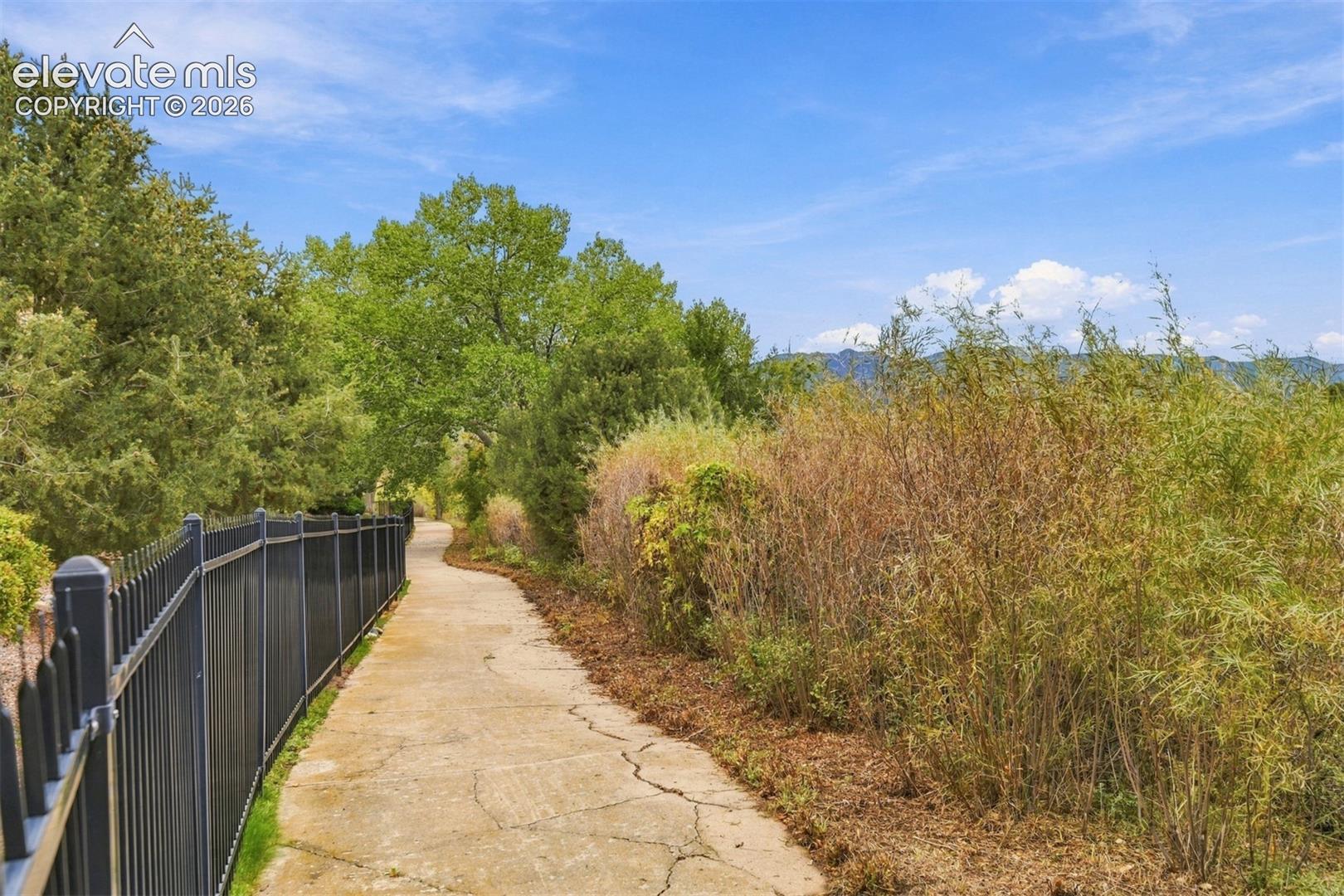 Photo 42 of 1952 London Carriage Grove, Colorado Springs
