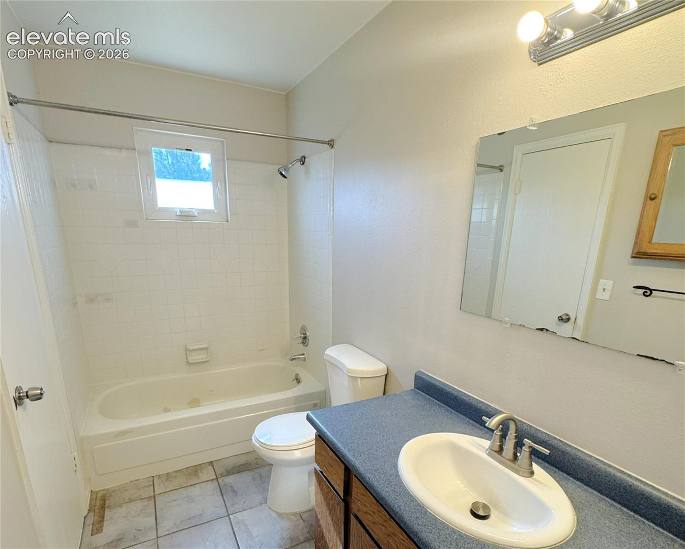Upper bathroom