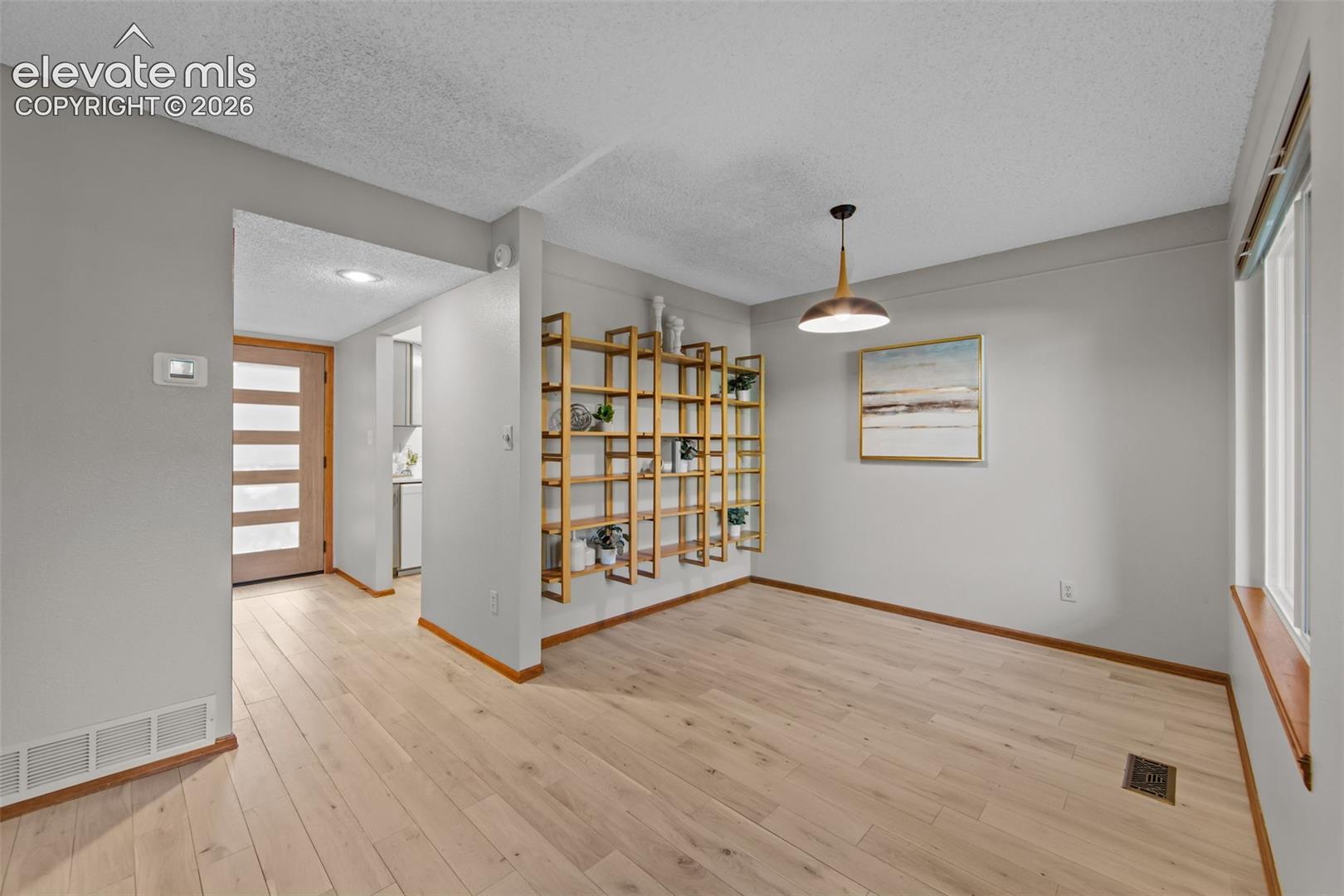 Photo 10 of 170 Creekside Lane, Colorado Springs