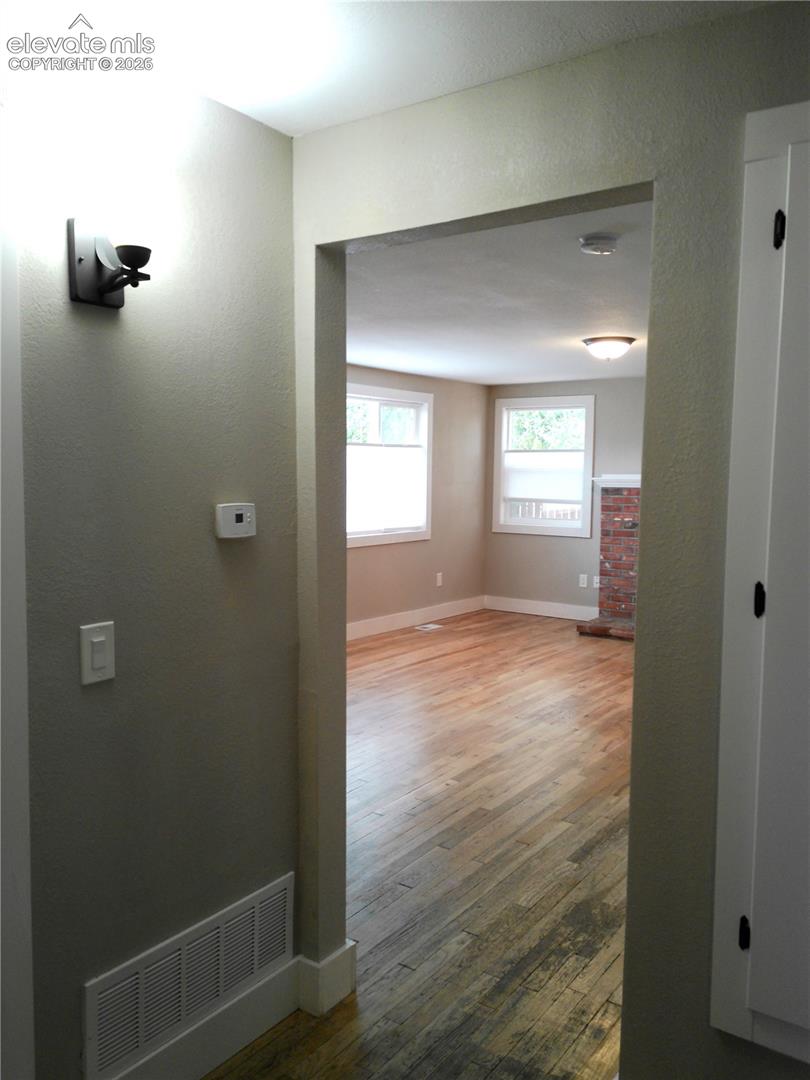 Photo 19 of 618 W Brookside Street, Colorado Springs
