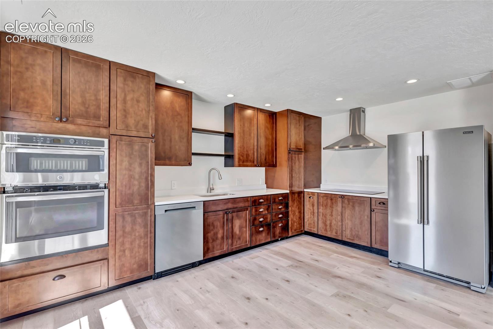 Front Apartment