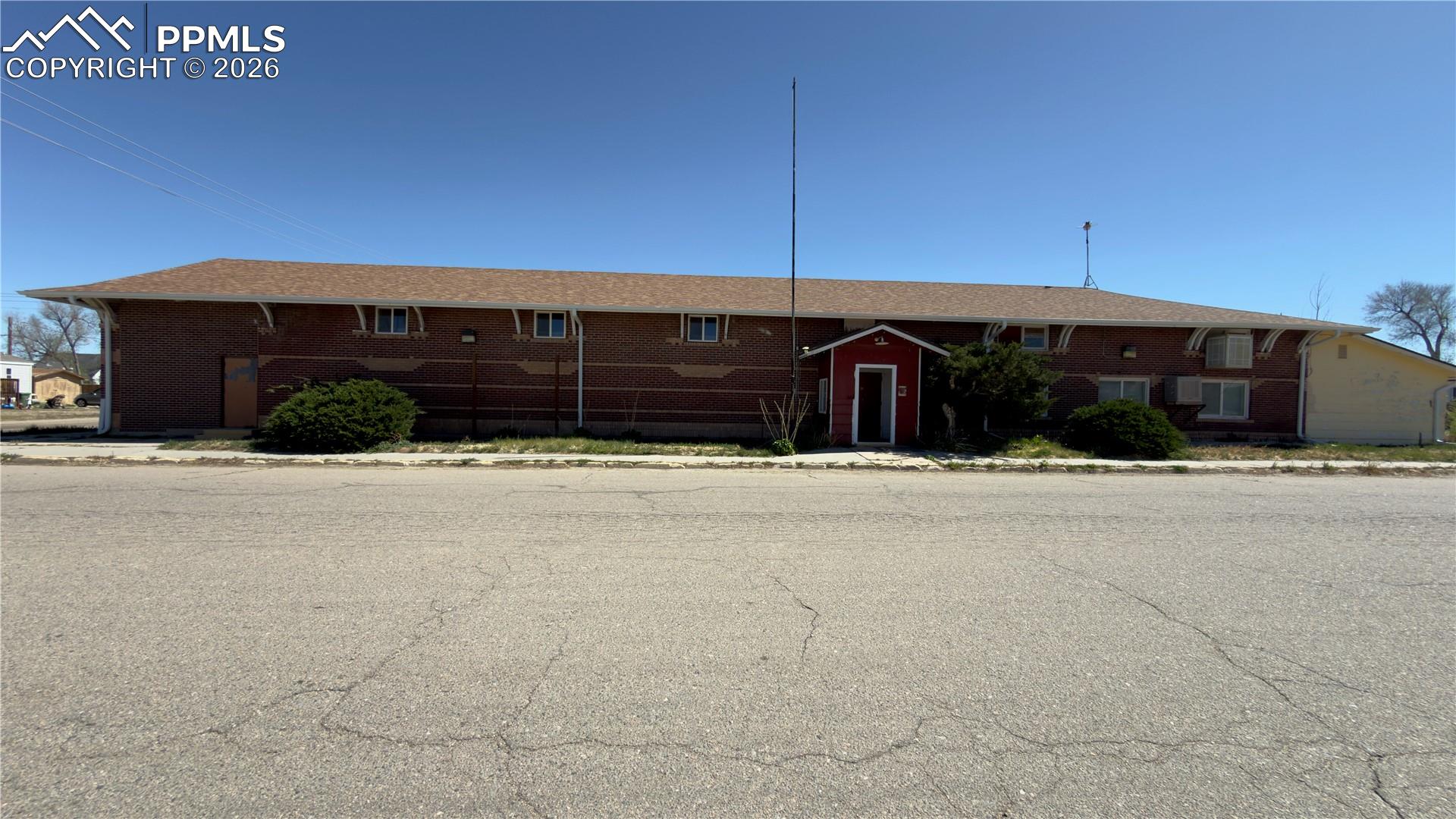 664 2nd Ave, Deer Trail, CO 80105
