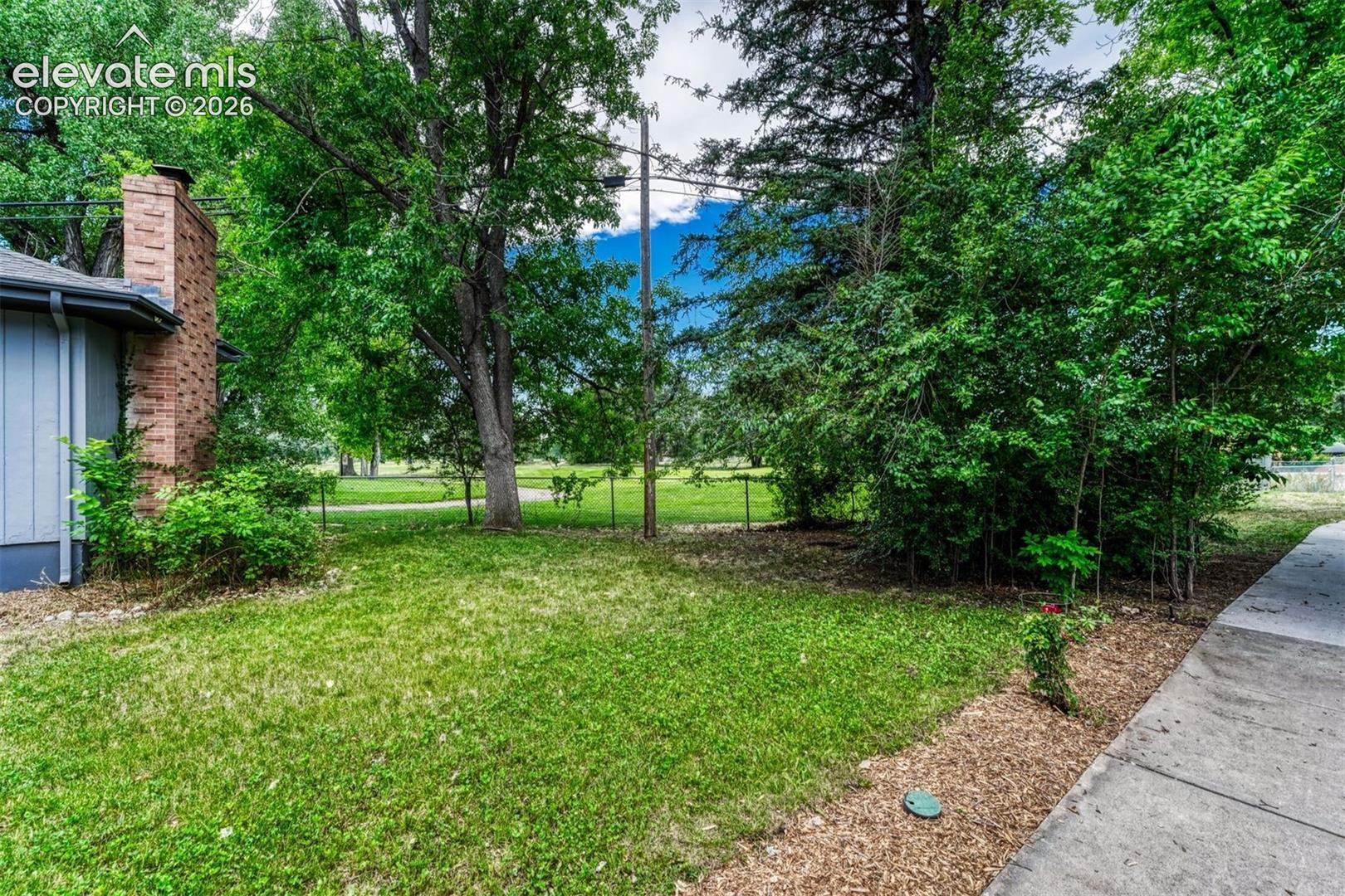 2103 Paseo Rd, Colorado Springs, CO 80907