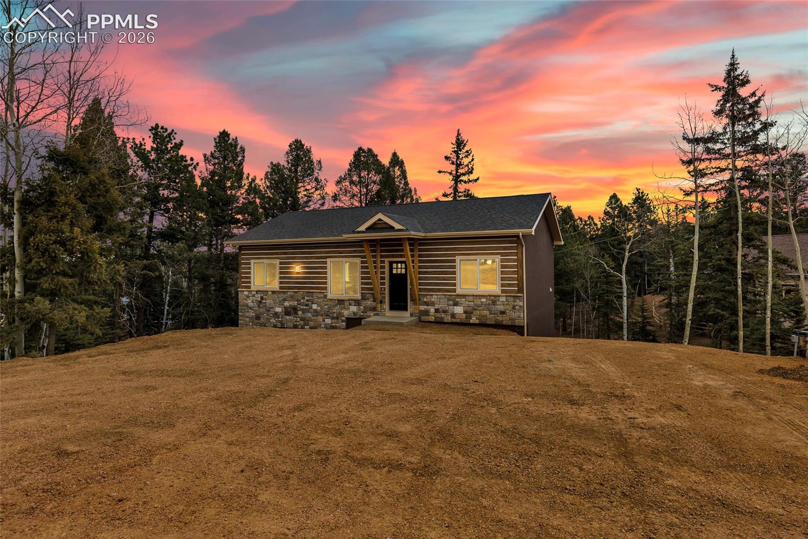 1279 N Mountain Estates Rd, Florissant, CO 80816