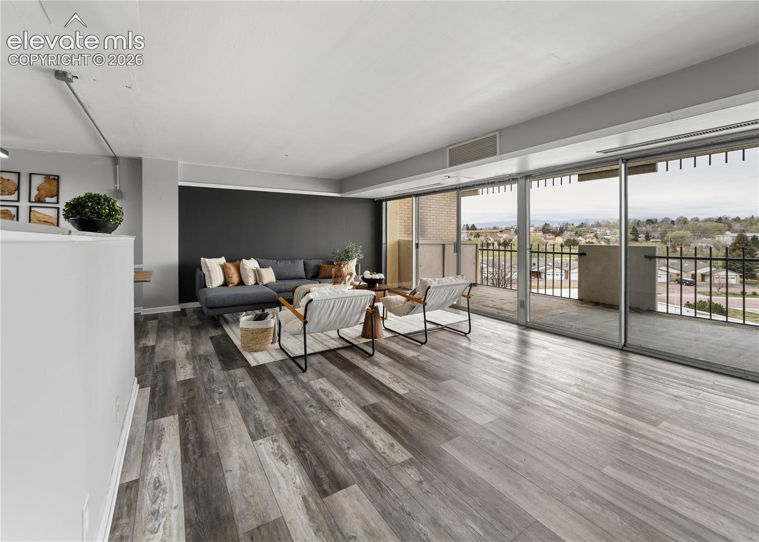 Photo 9 of 411 Lakewood Circle #C404, Colorado Springs