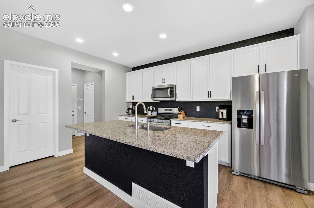 Photo 11 of 3932 Ryedale Way, Colorado Springs