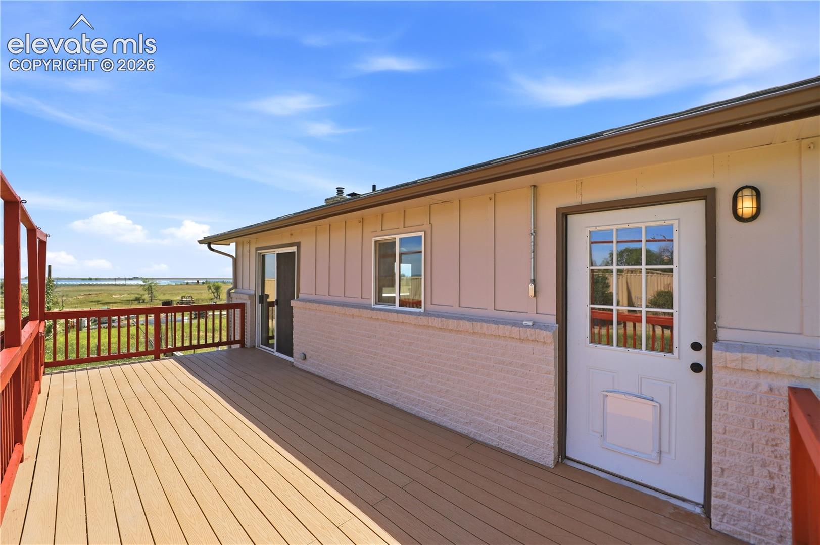 Composite, Deck Set Up For Wind Covering, Slider, Door To Mud Space Off Kitchen