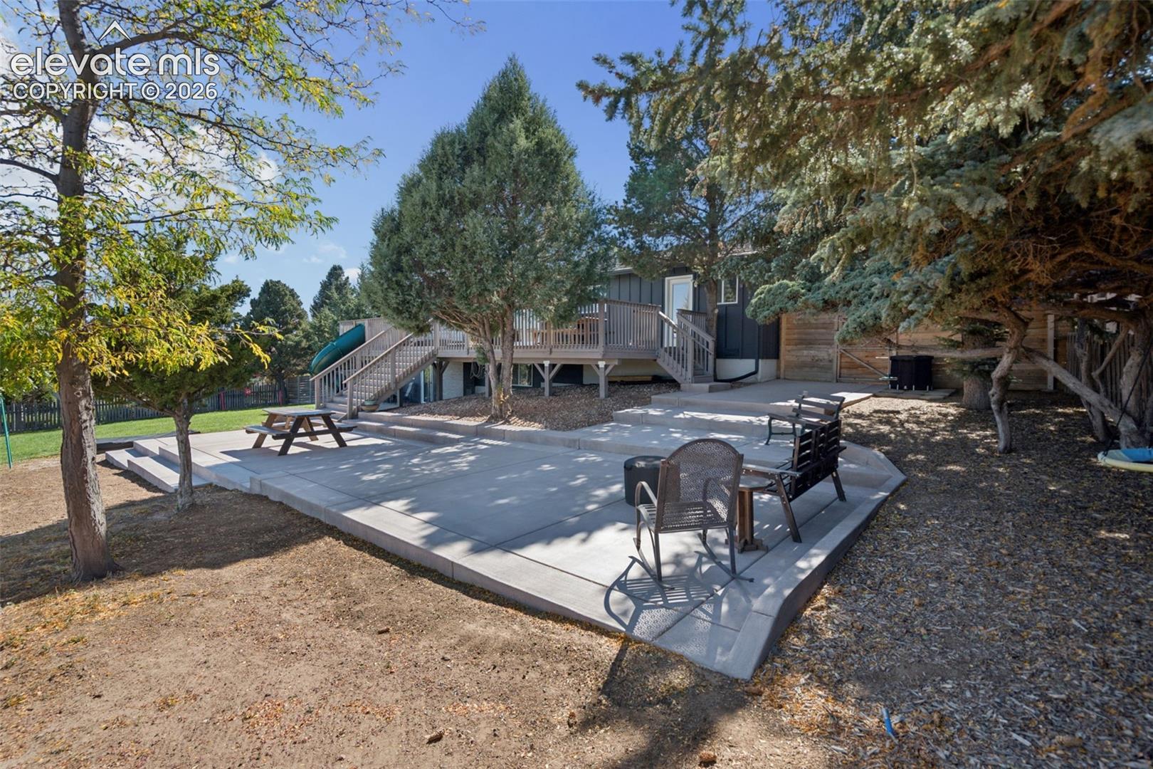 Expansive concrete patio 