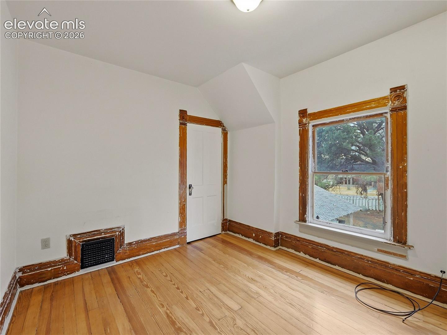 Upstairs bedroom #4
