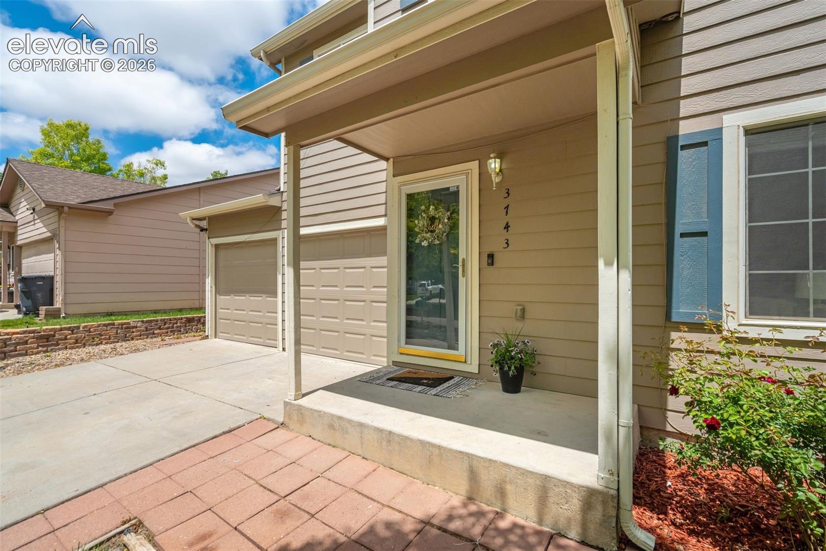 3743 Pronghorn Ln, Pueblo, CO 81005